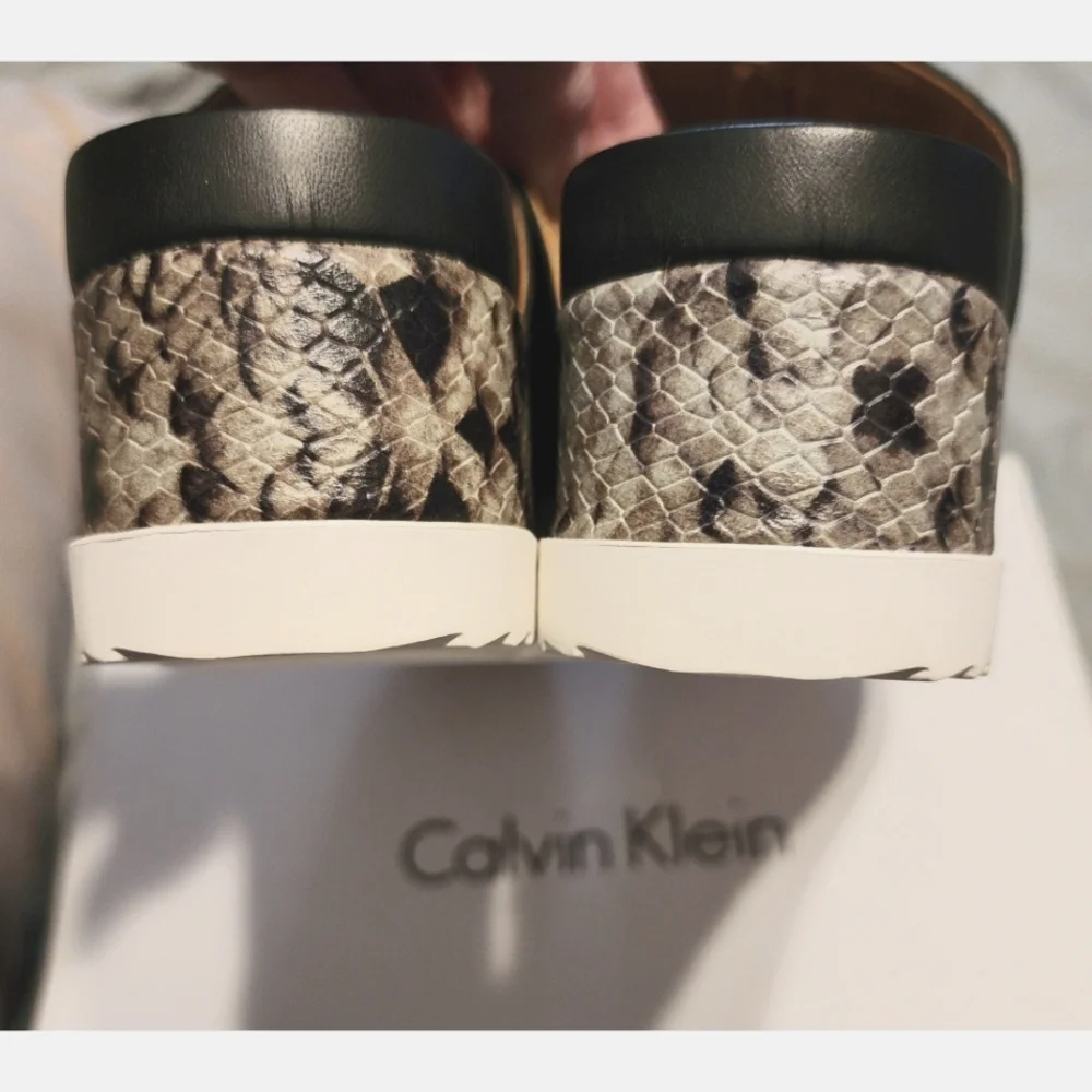 Brand New Calvin Klein Casely Women's Platform Slides Nappa Leather Snak…